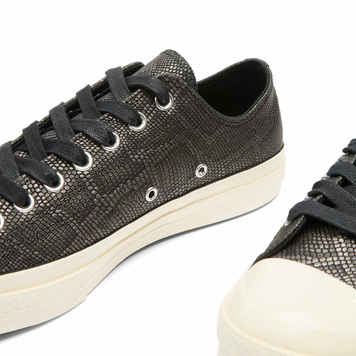 Converse Men's Chuck Taylor 1970s Snake Ox Sneaker in Black/Egret