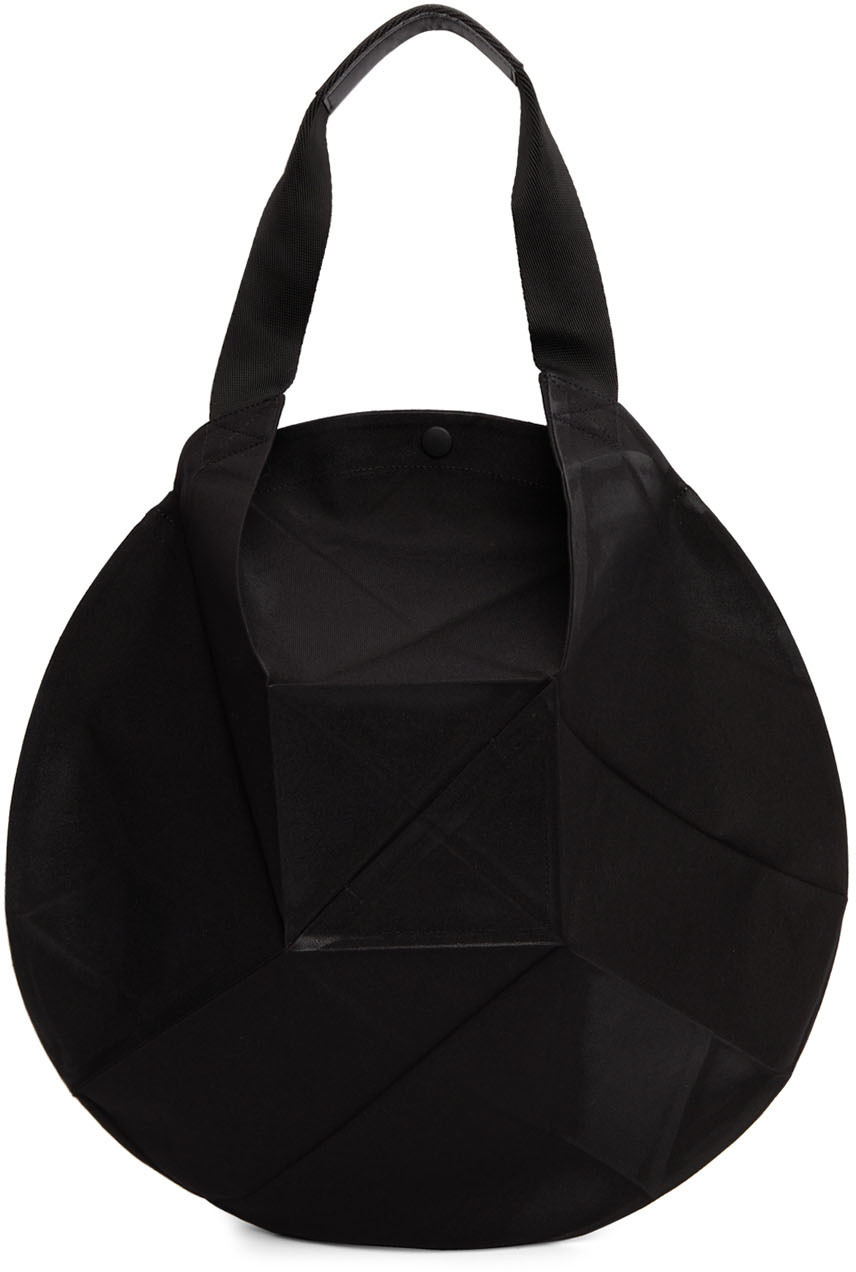 132 5. ISSEY MIYAKE Black Standard No. 12 Tote 132 5. ISSEY MIYAKE