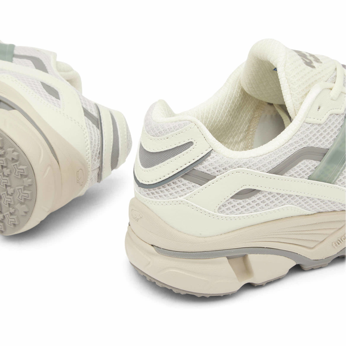 Karhu Men's Super Fulcrum Sneaker in Icicle/Green Milieu