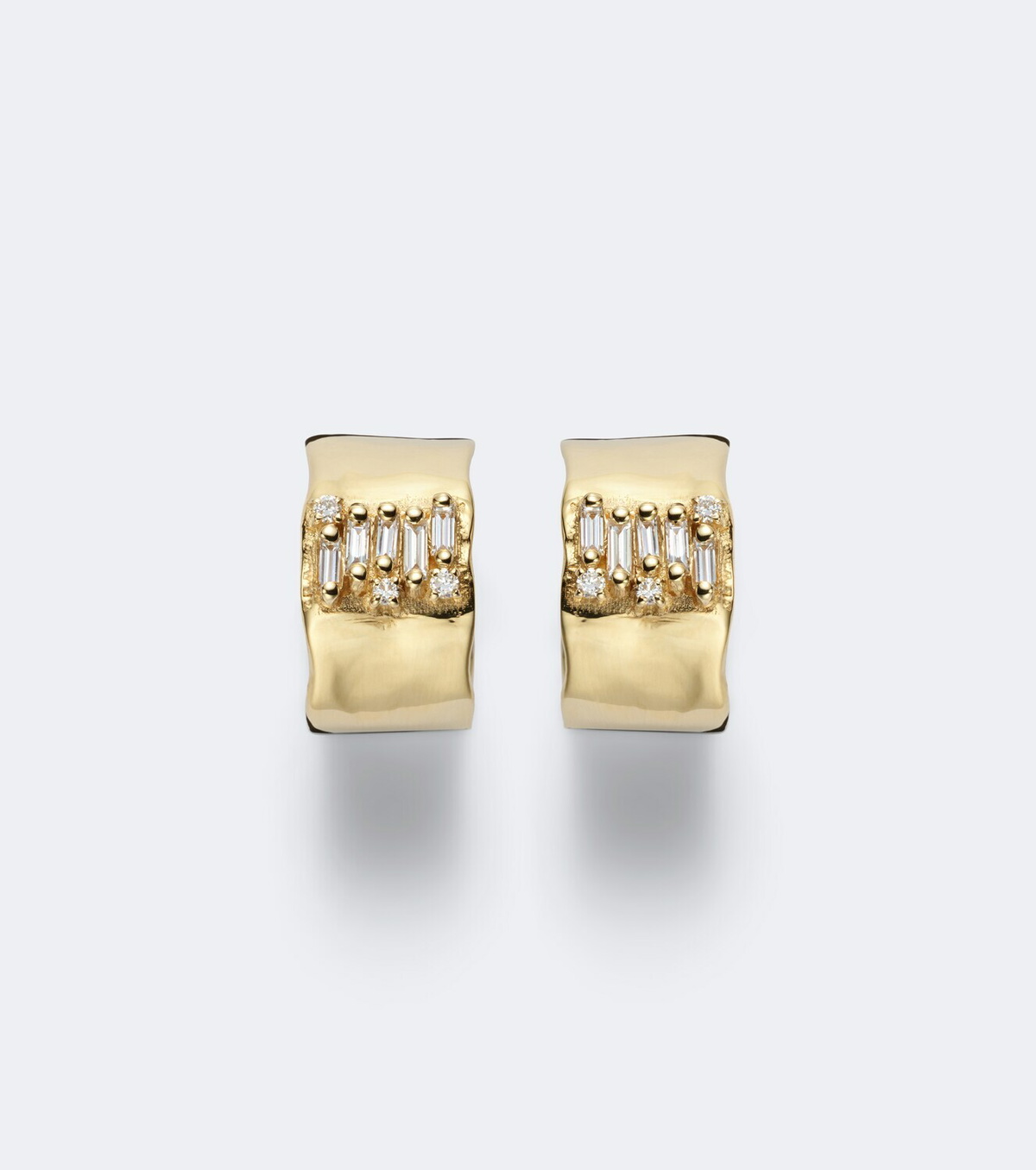 Suzanne Kalan Mini 18kt gold hoop earrings with diamonds