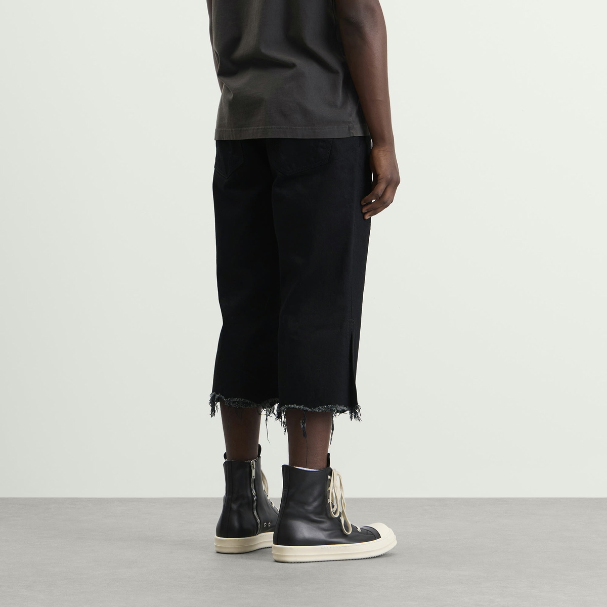 Rick Owens Men's Bolan Cut Off in Black