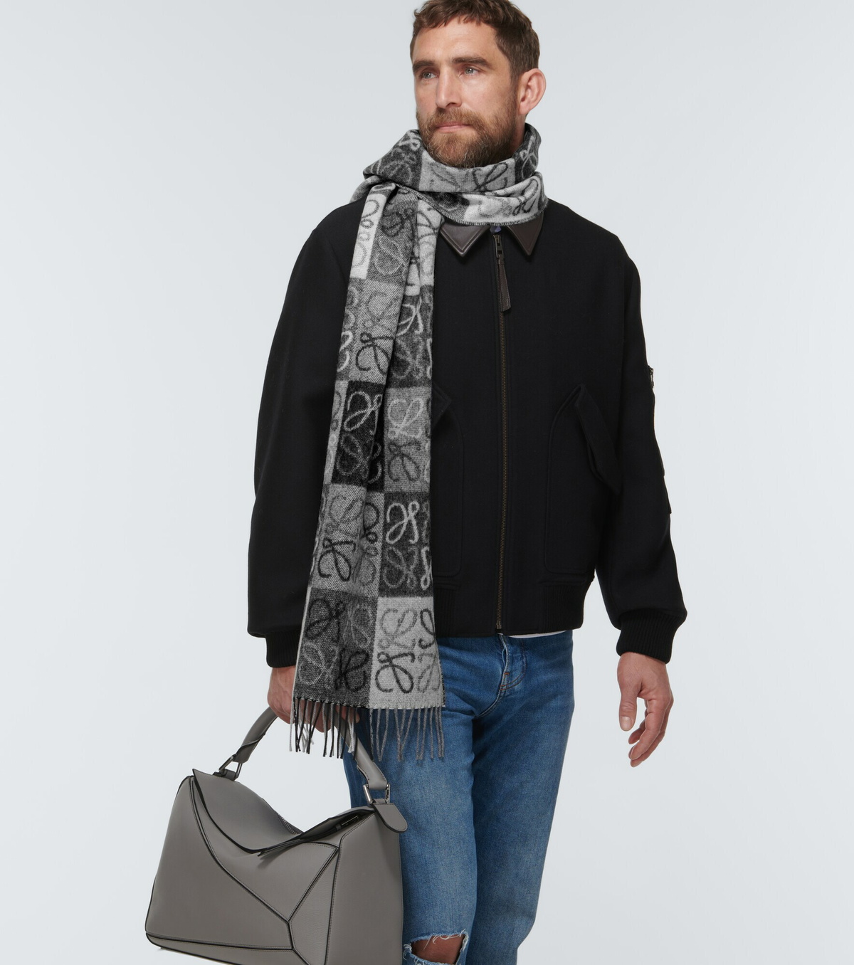 マフラー Loewe Wool And Cashmere Anagram Scarf Anagram wool and cashmere scarf in beige - Loewe | Mytheresa