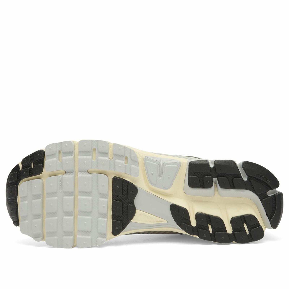 Nike Vomero 5 Chrome Sneaker in Grey/Chrome/Silver