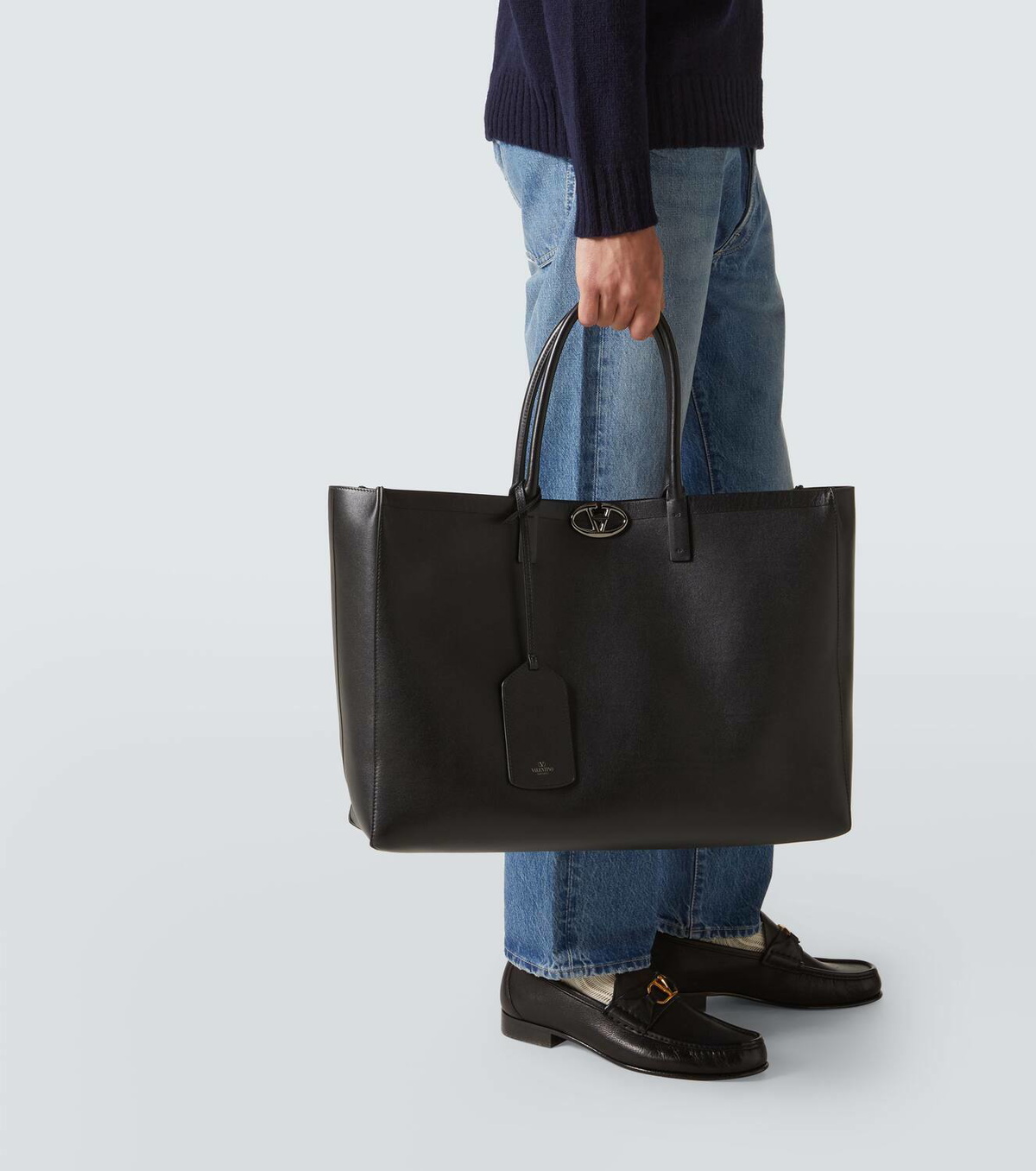 トートバッグ VALENTINO GARAVANI TOTES NERO Valentino Garavani East/West Tote Bag | Black | FARFETCH