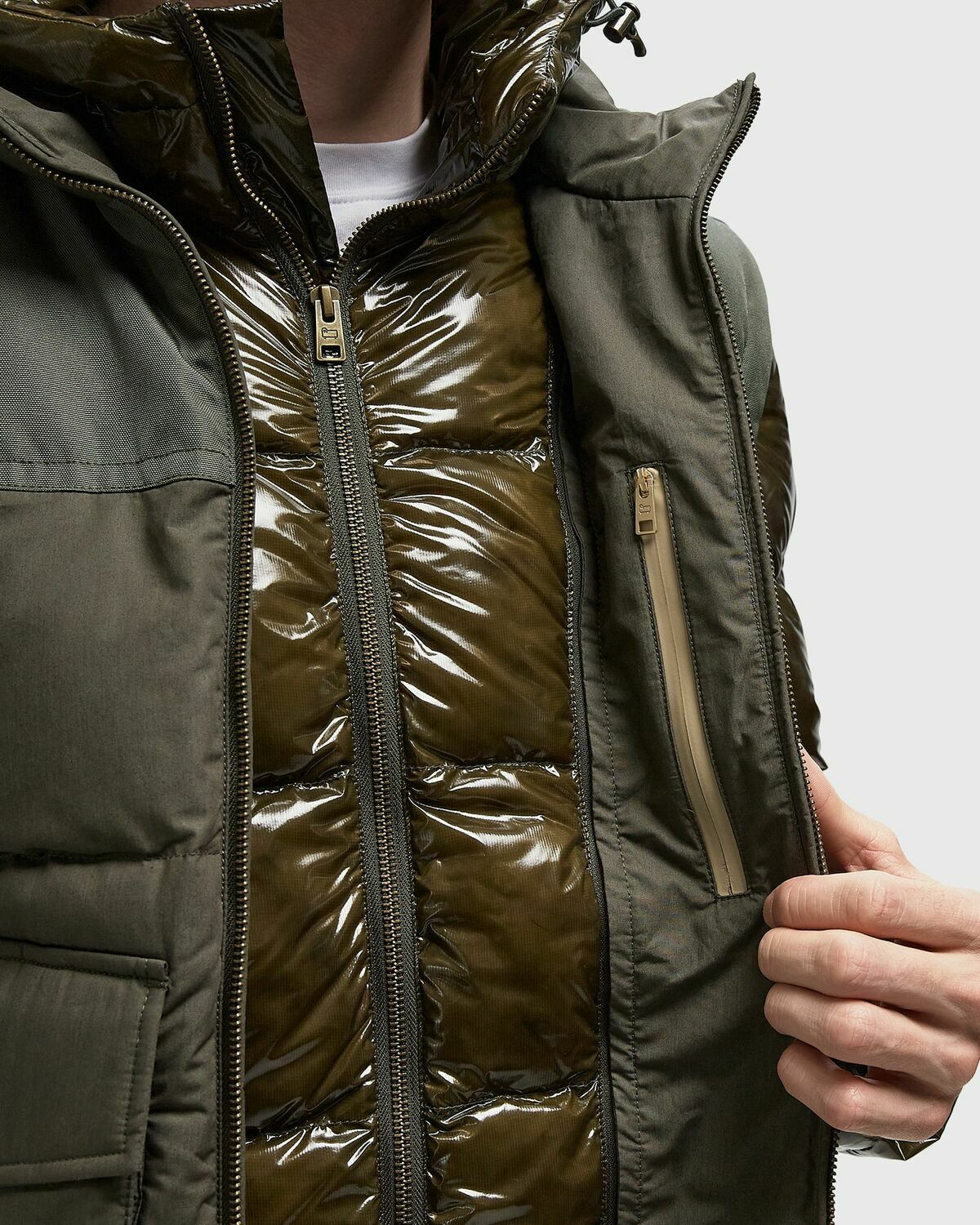 WOOLRICH MIXMEDIA CONVERTIBLE PUFFER JACKET Green Mens Down