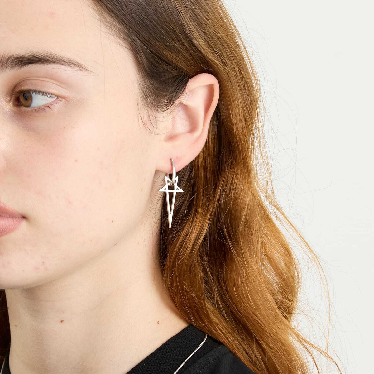 Rick Owens Women's Pentagram Charm Earring in Palladio 
