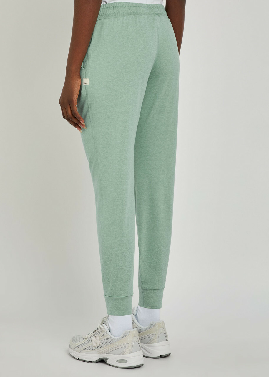 Vuori Performance Cropped Slubbed Jersey Sweatpants Blue