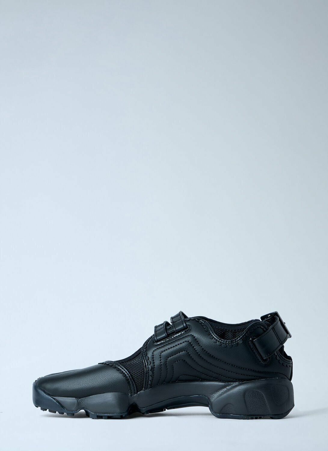 Nike Air Rift Breathe Sneakers