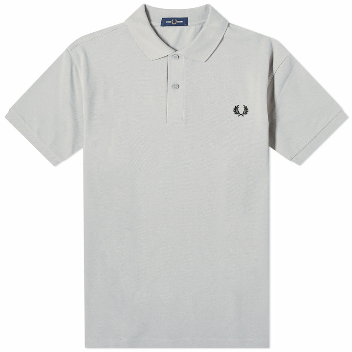 Photo: Fred Perry Men's Plain Polo Shirt in Limestone