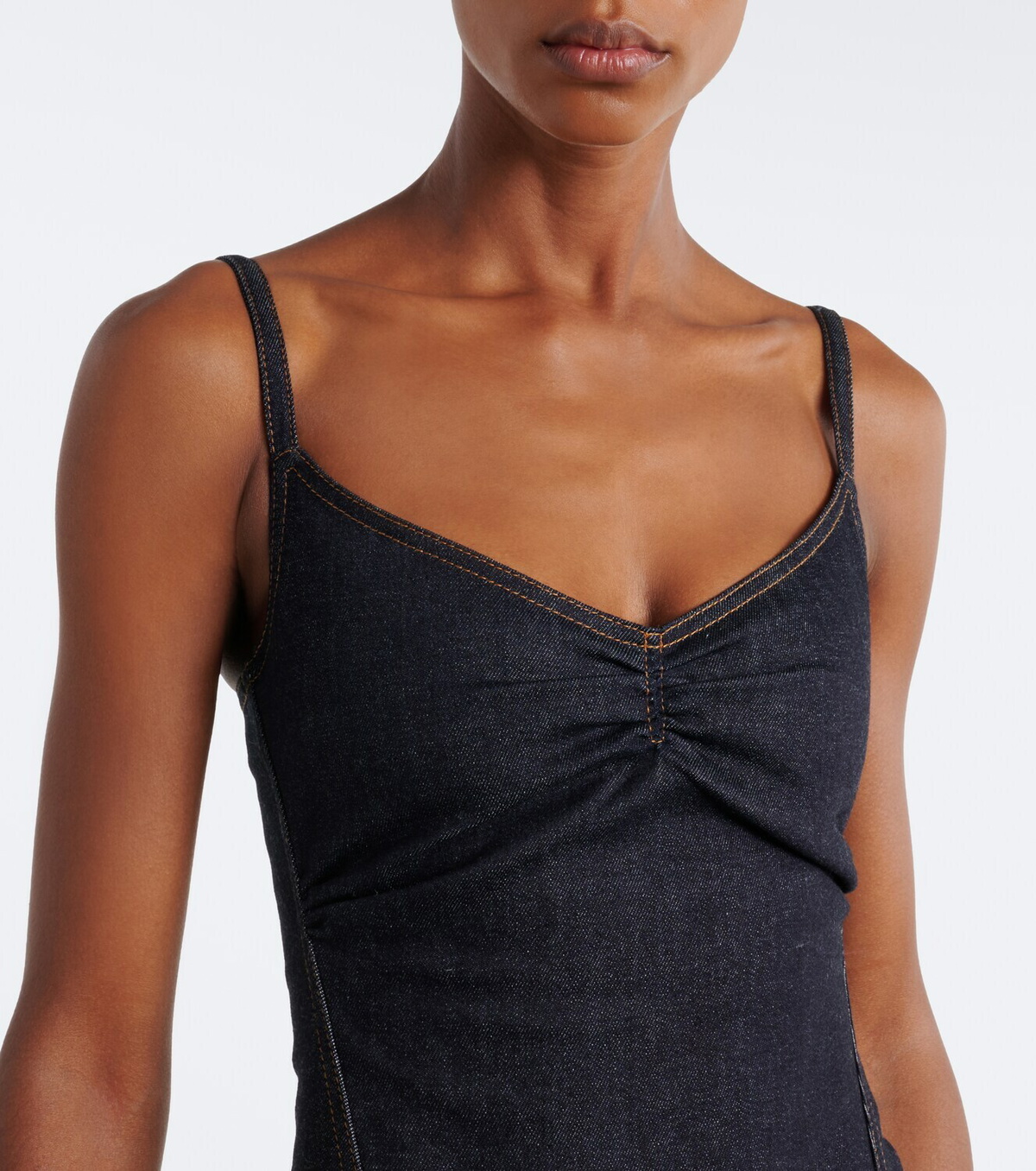 Jacquemus Pina de-Nîmes gathered denim midi dress
