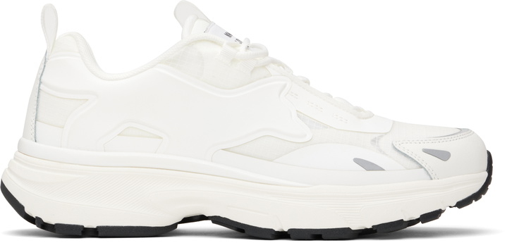 Photo: Maison Kitsuné White & Off-White Sora Sneakers