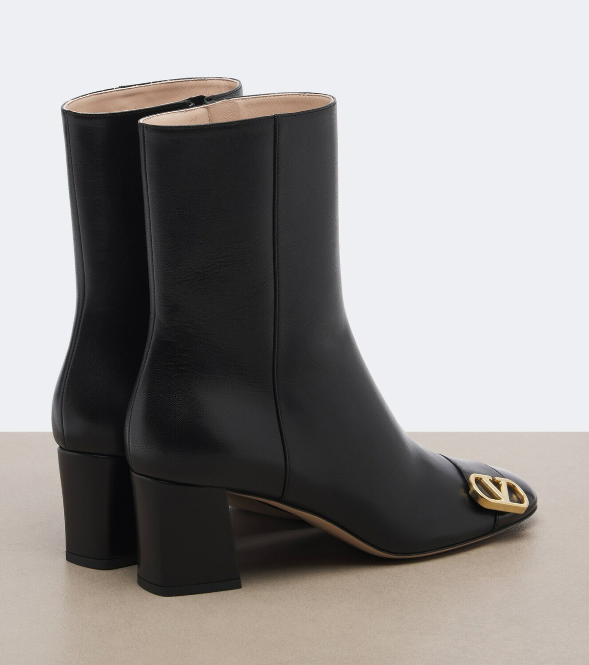 Valentino Garavani Veeside leather ankle boots