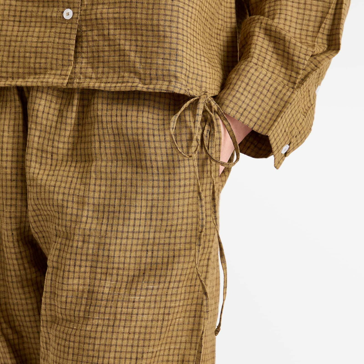Deiji Studios Women's Tie Hem Linen Set in Pine Check