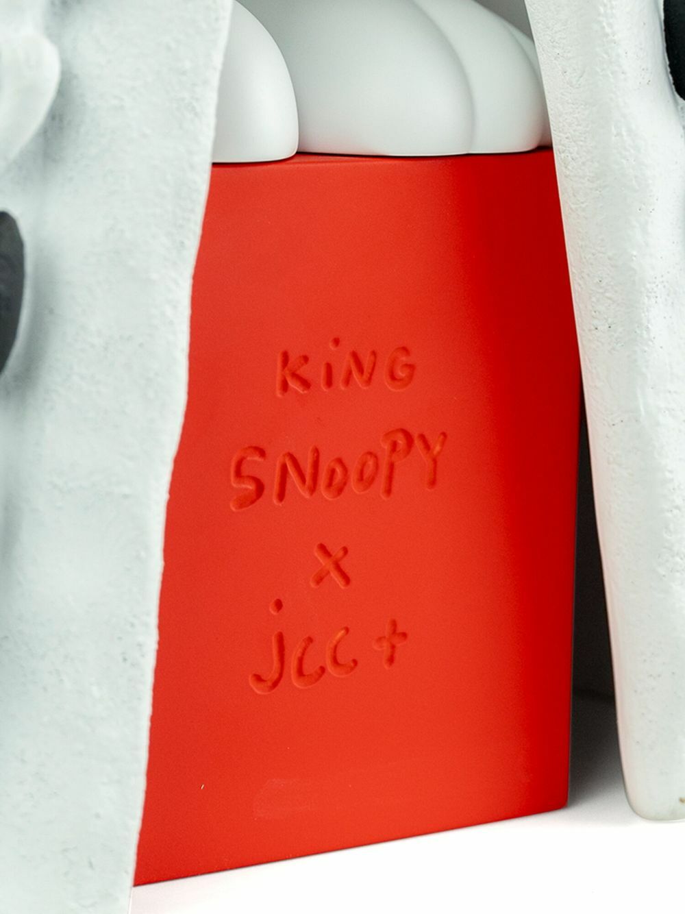 LEBLON DELIENNE King Snoopy Sculpture