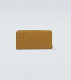 Bottega Veneta - Zipped Intrecciato leather wallet