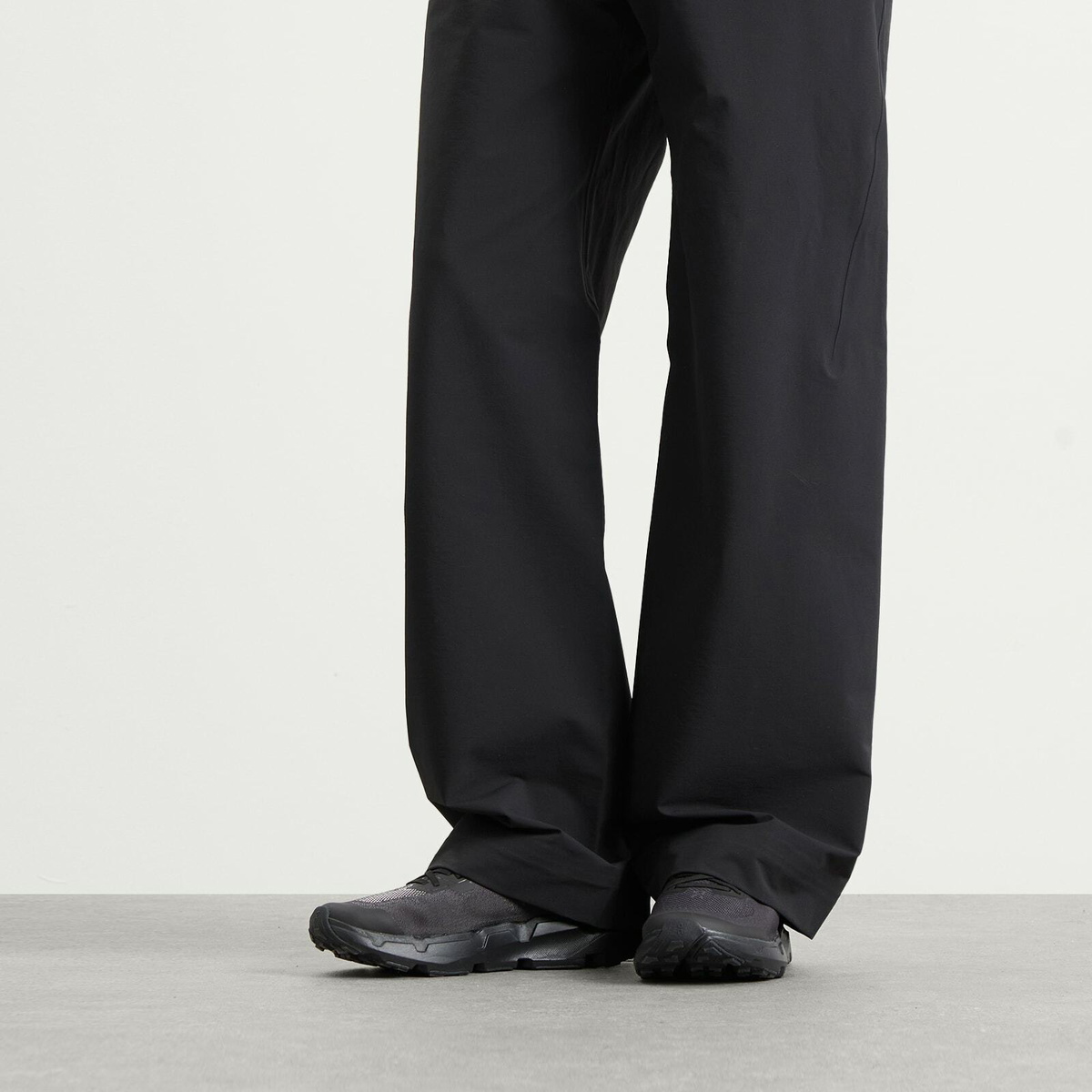 ON Men's Cloudsoma Sneaker in Black/Black