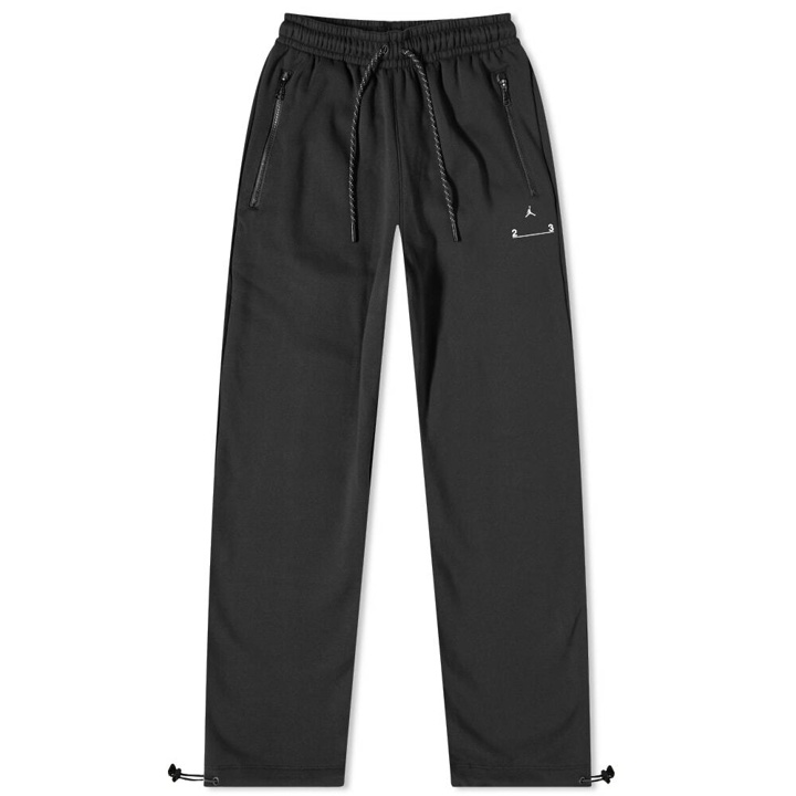 Photo: Air Jordan Men's 23 Engineered Fleece Pant in Black/White
