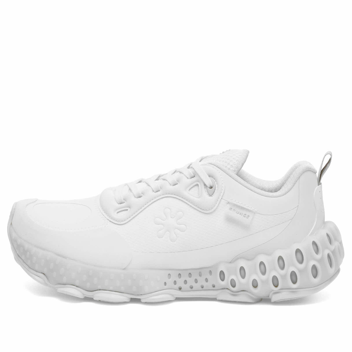 Spunge Osmosis Sneaker in White/White/White