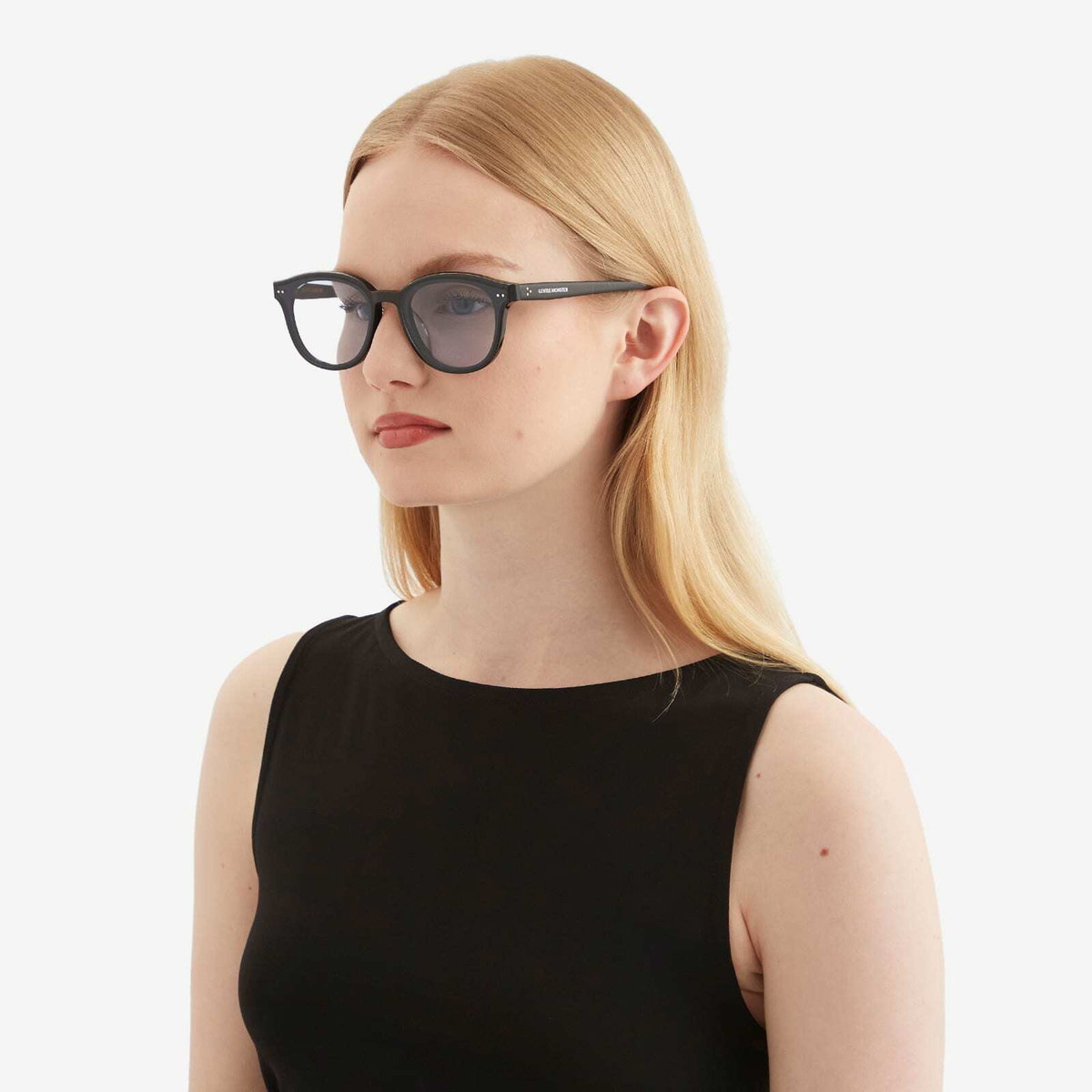 Gentle Monster Jade Sunglasses in Black/Blue Gentle Monster