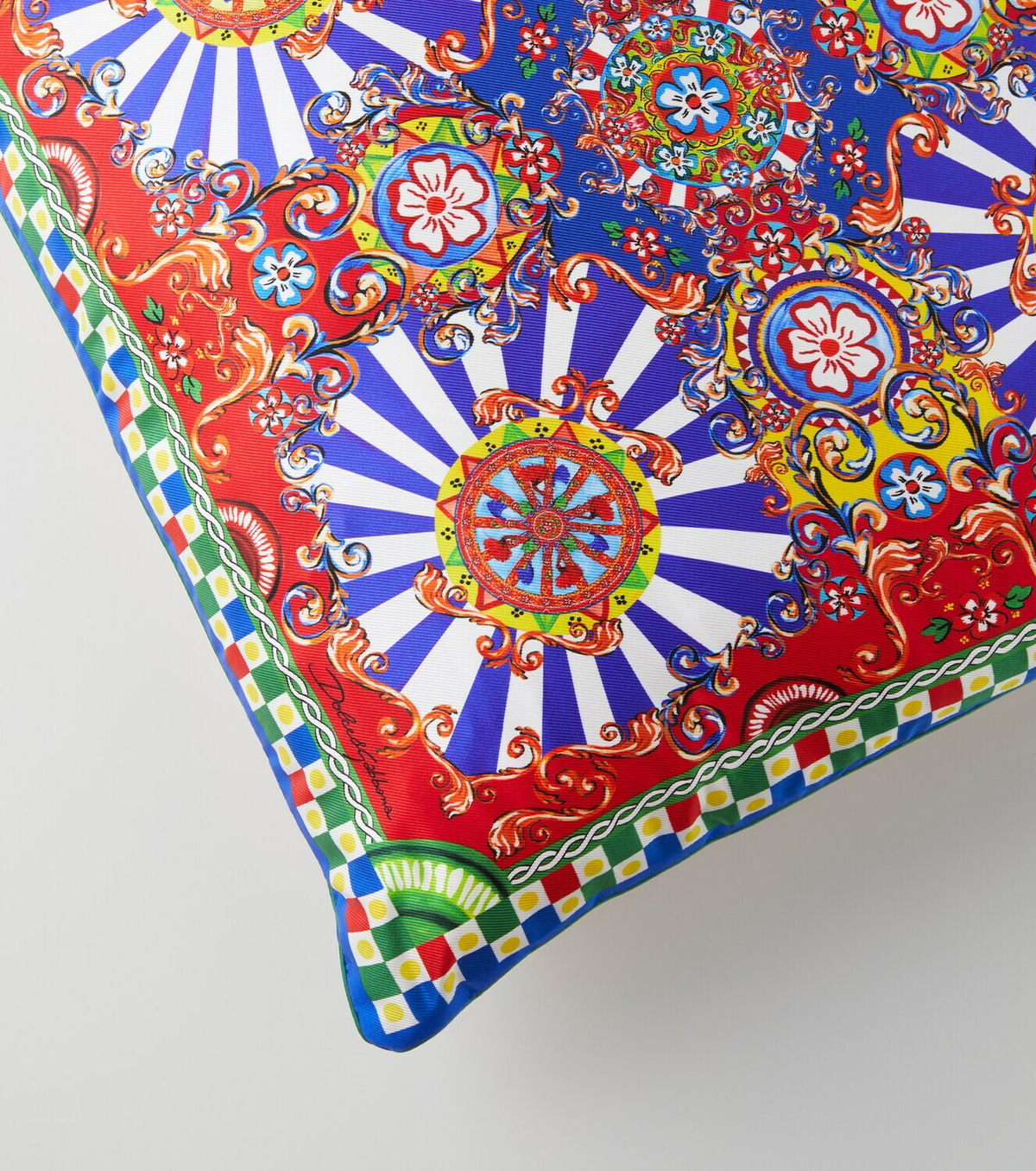 Dolce&Gabbana Casa - Medium printed silk twill cushion Dolce & Gabbana