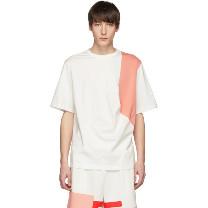 Photo: Feng Chen Wang White and Pink Contrast T-Shirt