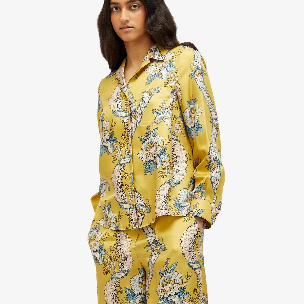 Weekend by Max Mara Women's Short Trouser in Yellow