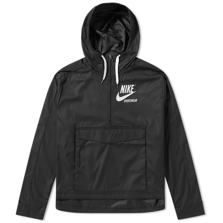 Photo: Nike Archive Pullover Jacket W