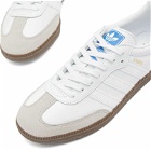 Adidas SAMBA OG Sneakers in White/Gum