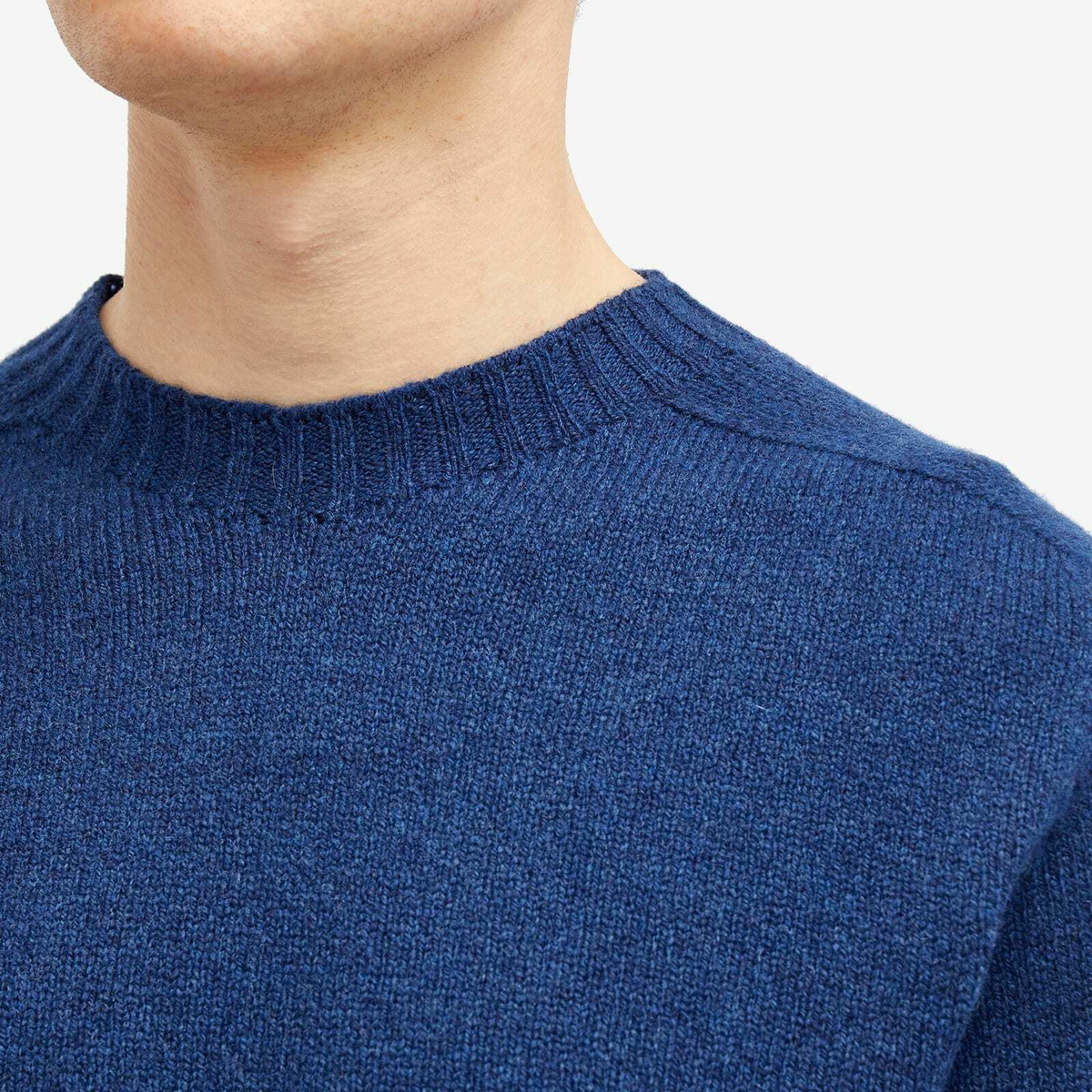Country Of Origin Men's Geelong Seamless Knit Jumper in Navy