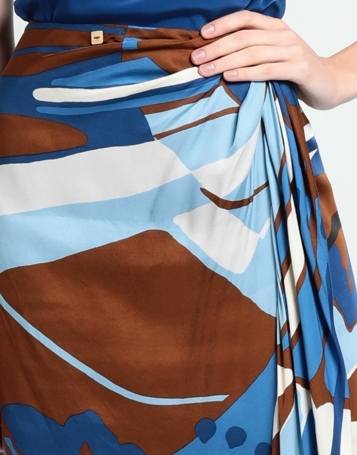 Manila Grace Womens Midi skirt in Brown