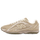 New Balance 204L Sneaker in Mushroom
