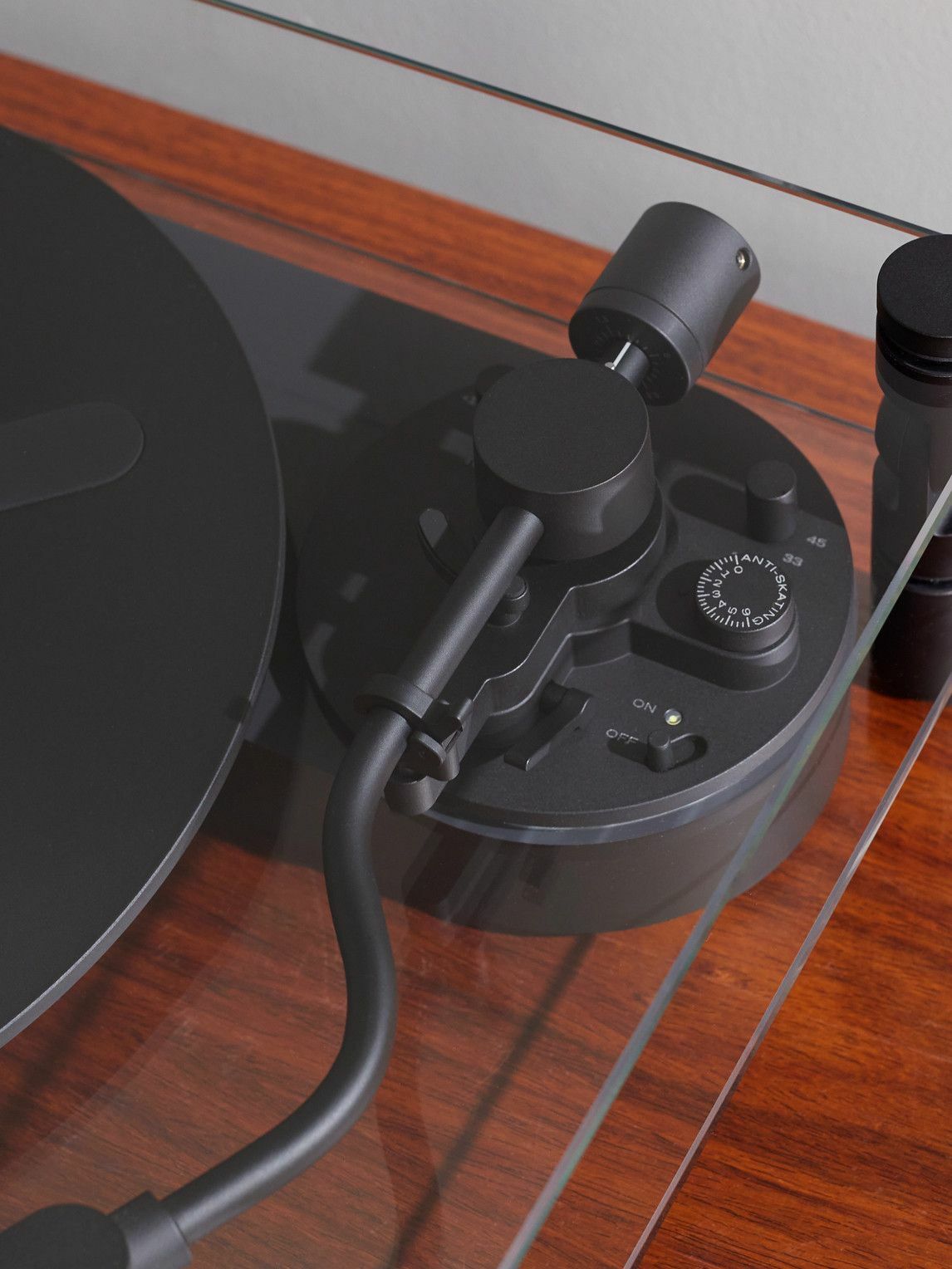 TRANSPARENT SPEAKER - Transparent Turntable