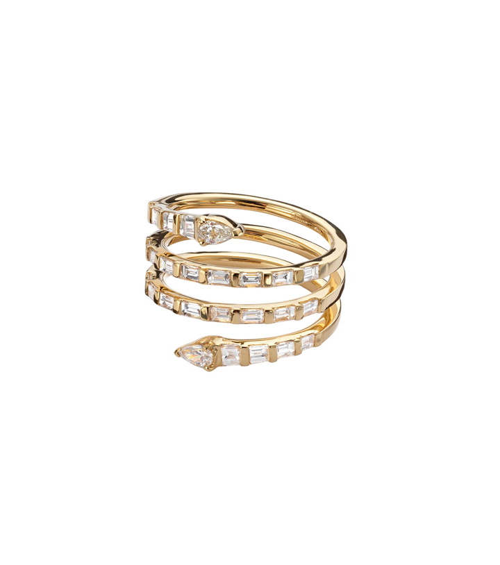 Photo: Shay Jewelry 18kt gold ring with diamonds