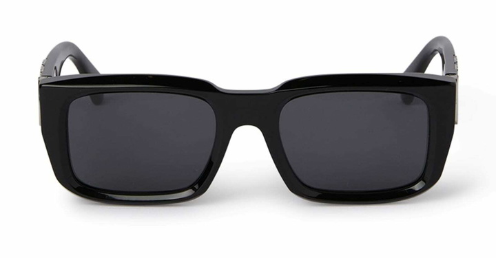 Photo: Off-White Hays Sunglasses