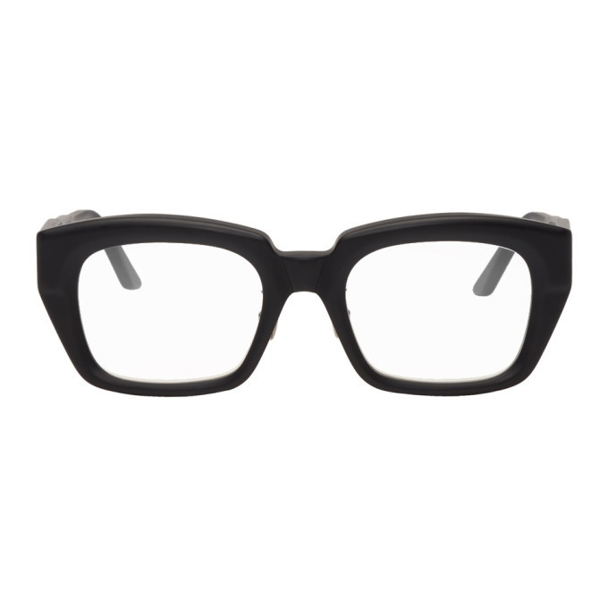 Photo: Kuboraum Black L5 BM Glasses