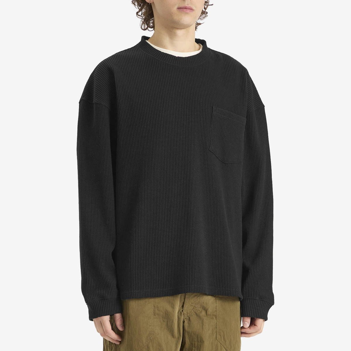 FrizmWORKS Men's Oversized Waffle Pocket Long Sleeve T-Shirt in Black
