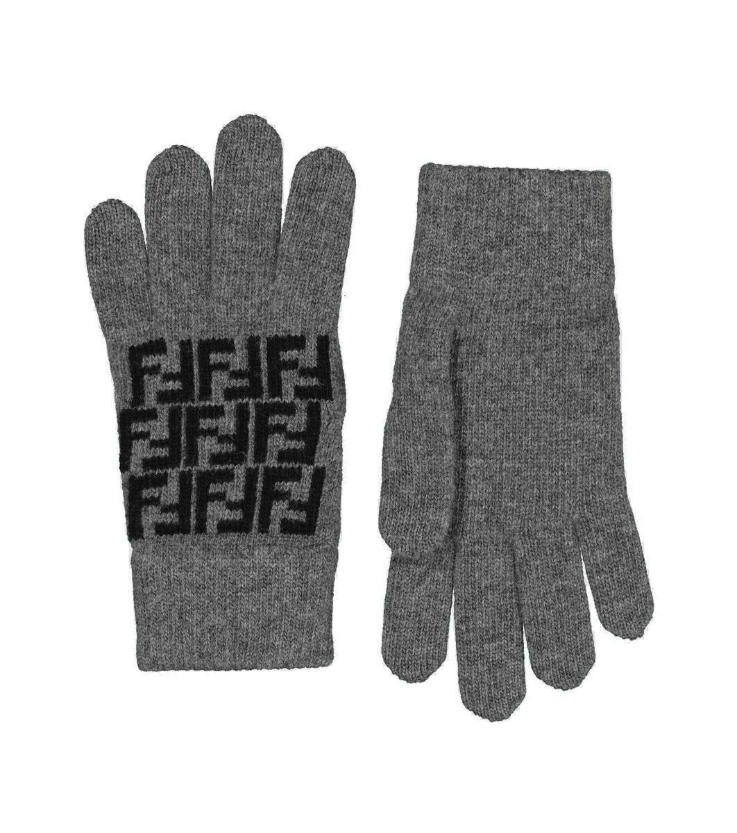 Photo: Fendi FF wool gloves