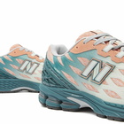 New Balance 1906W Sneaker in Green