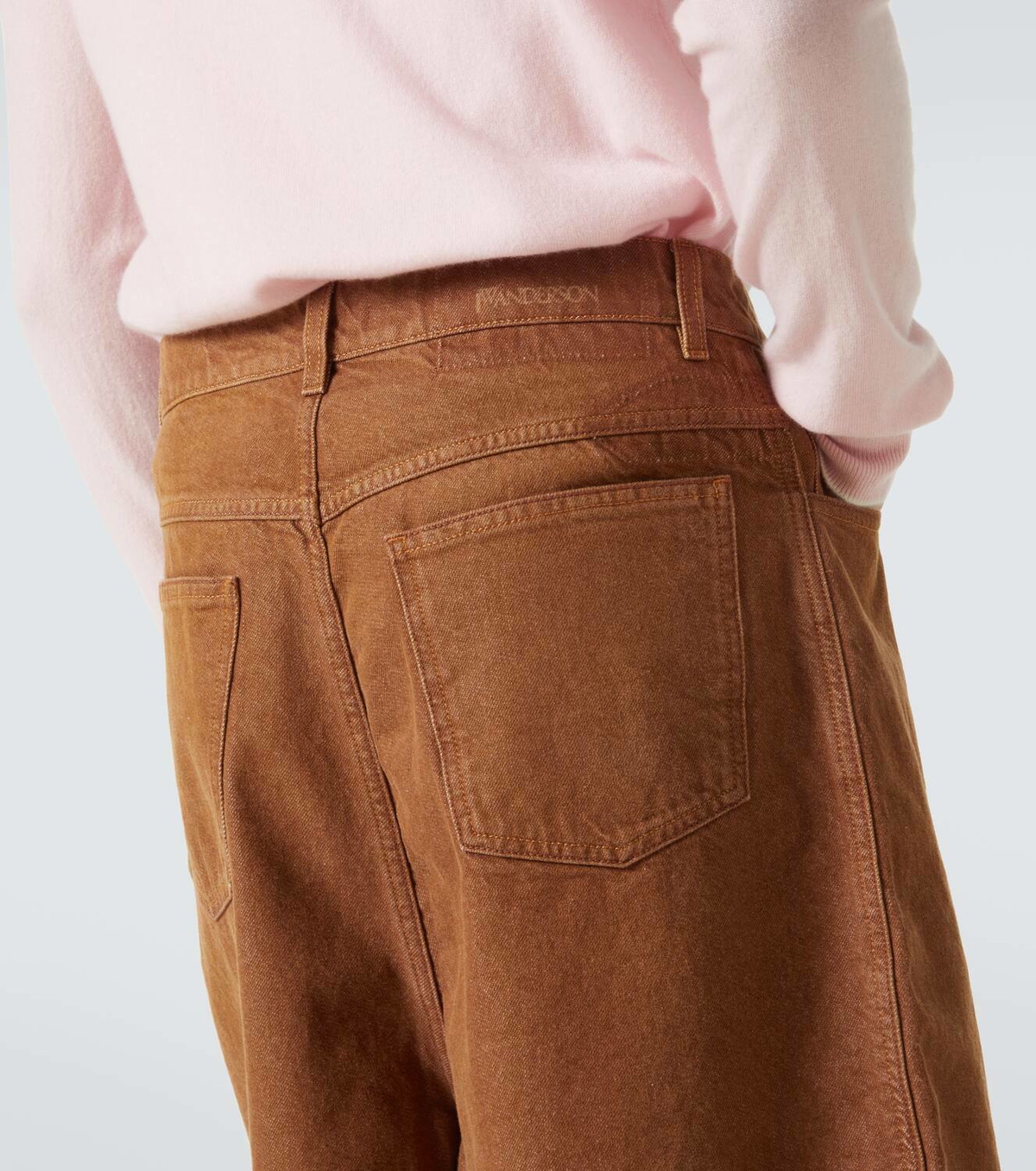 ショートパンツ JW ANDERSON Women Shorts  Burmudas TR0401PG1766 621 BROWN Brown Aged Denim Shorts by JW Anderson on Sale