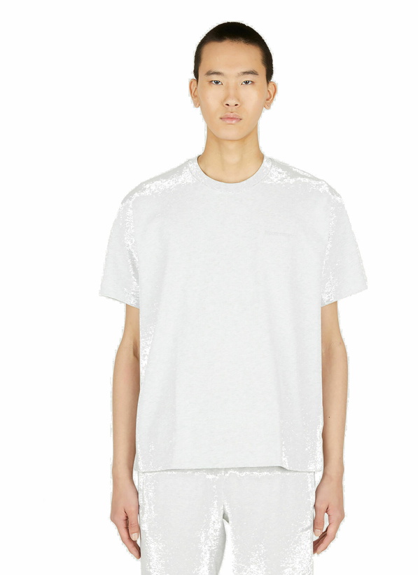 Photo: Basics T-Shirt in Grey