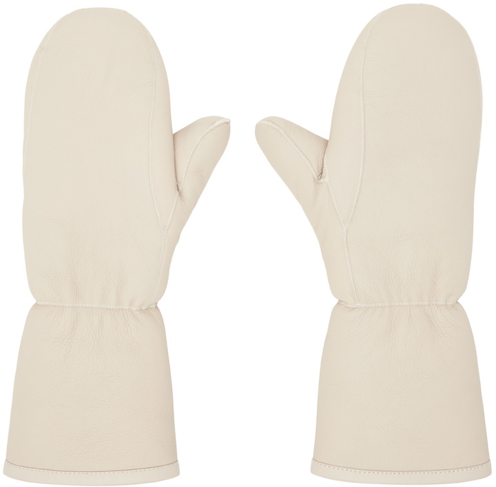 Photo: Yves Salomon Beige Merinillo Mittens