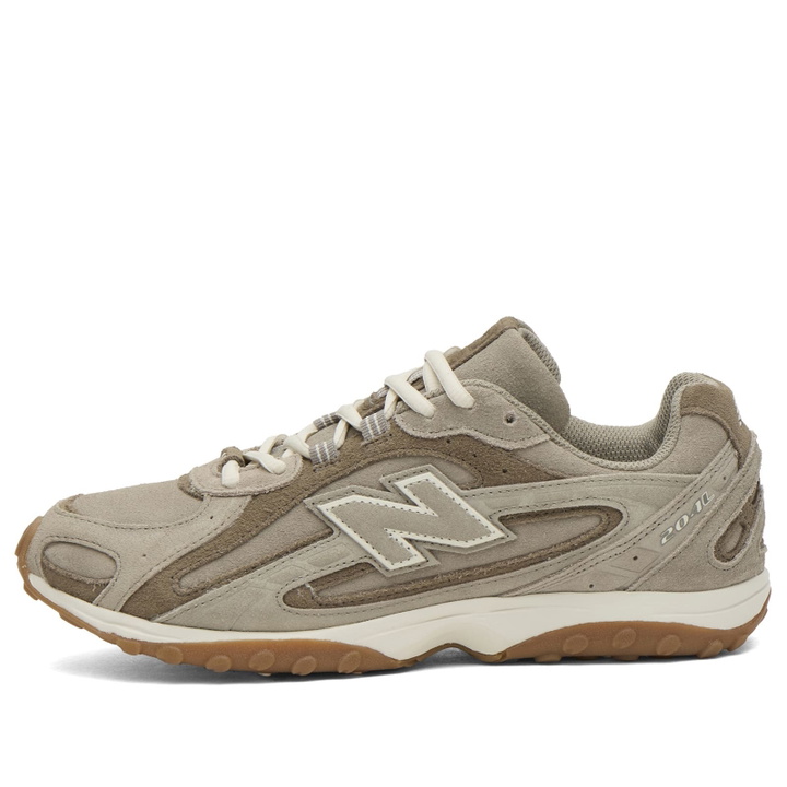 Photo: New Balance Women's 204L Sneaker in Arid Stone/Thunder Brown