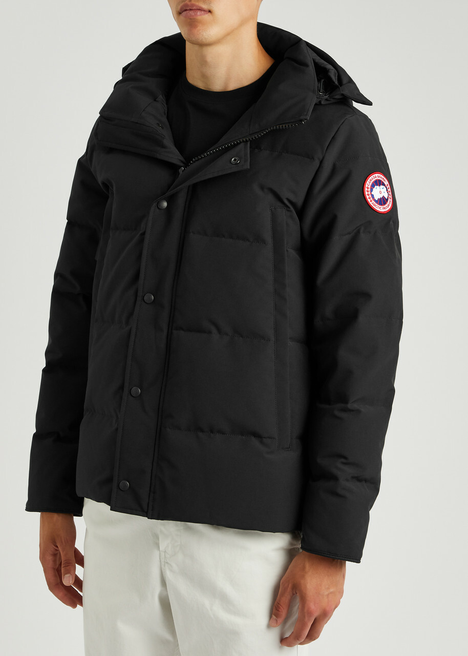 Canada Goose Wyndham Quilted Arctic Tech Parka Black S Men s Designer 