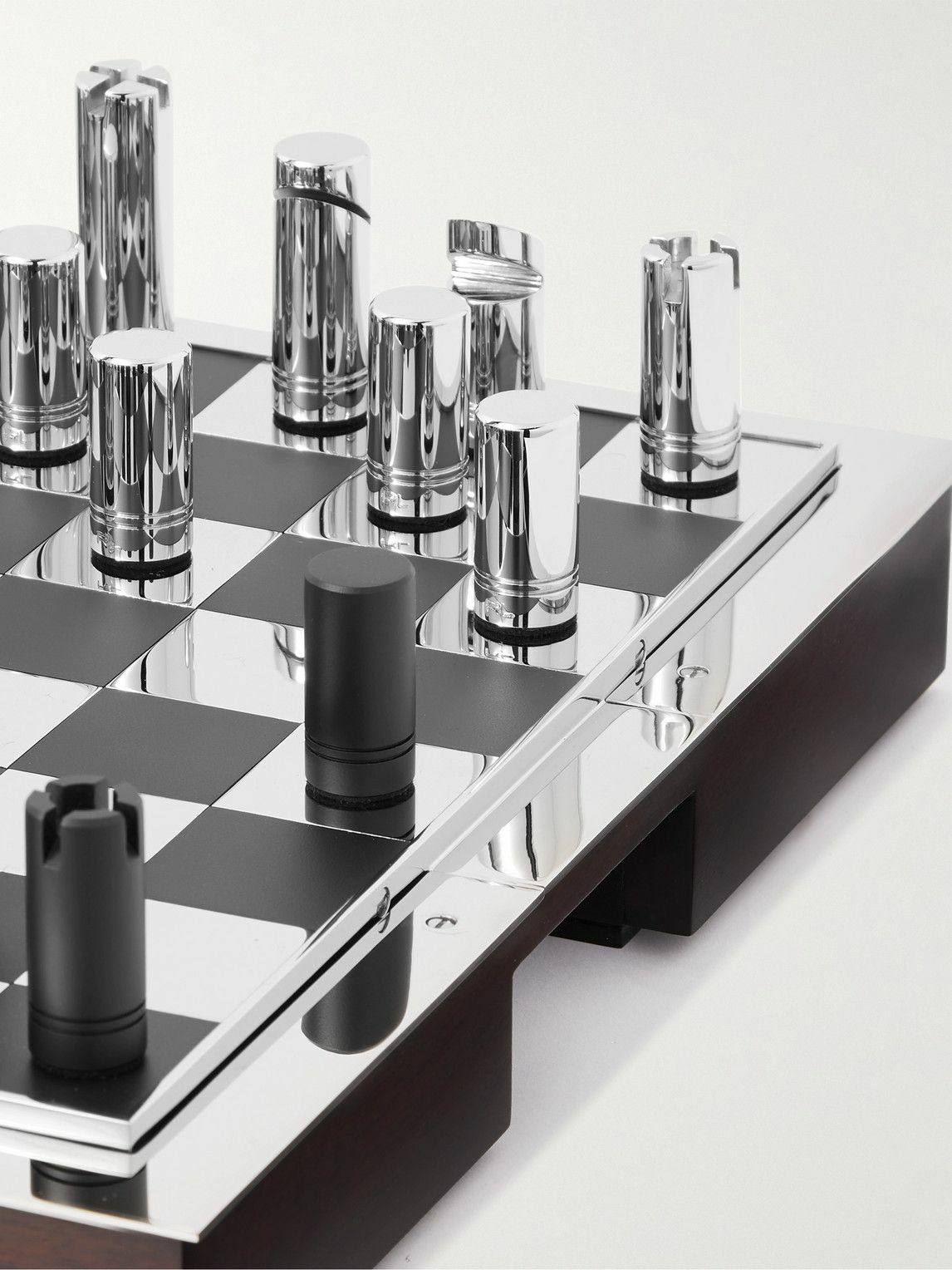 Ralph Lauren Home - Sutton Walnut, Carbon Fibre and Nickel Chess Set