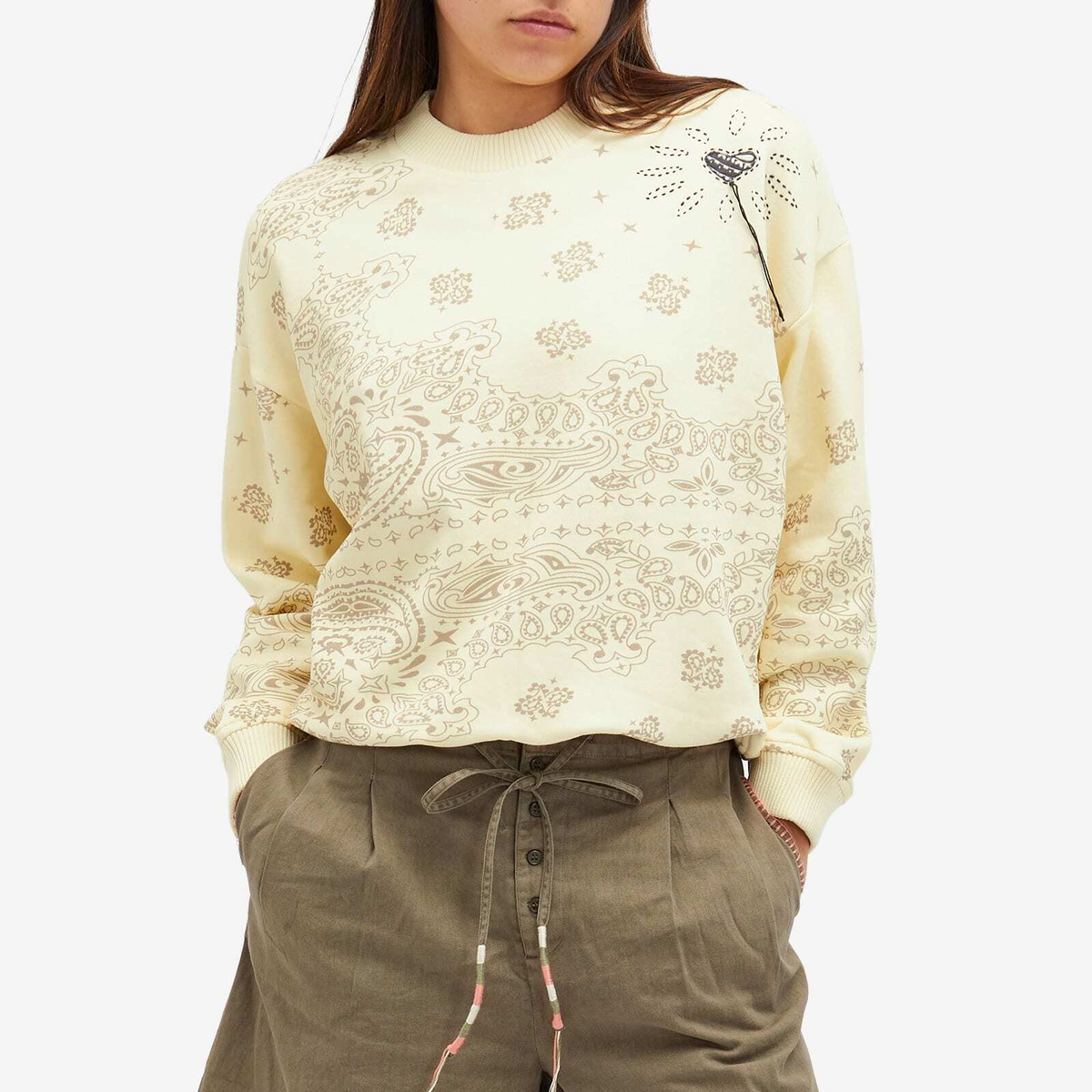 Arizona Love Women's Bandana Print Sweatshirt in White