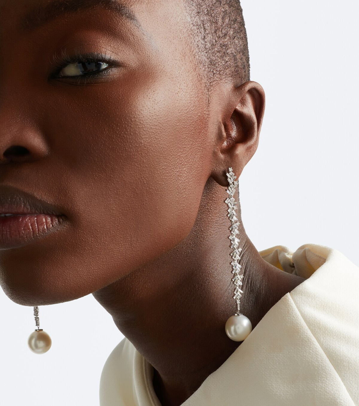 Suzanne Kalan 18kt white gold drop earrings with diamonds and pearls