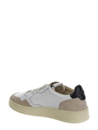 Autry Medalist Low Sneakers