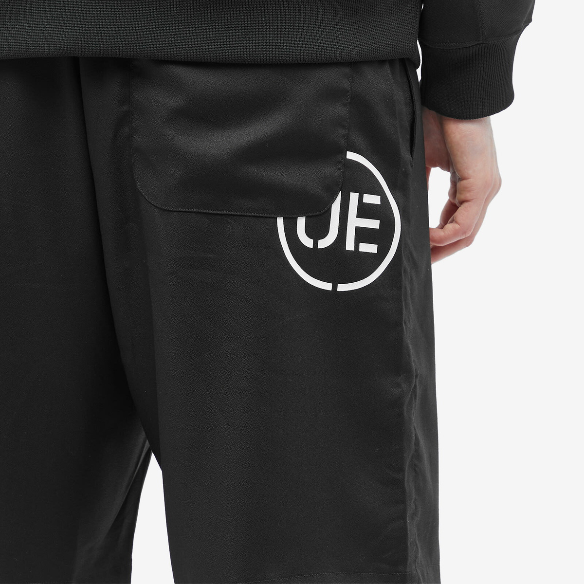 Uniform Experiment Men's Rayon Short in Black