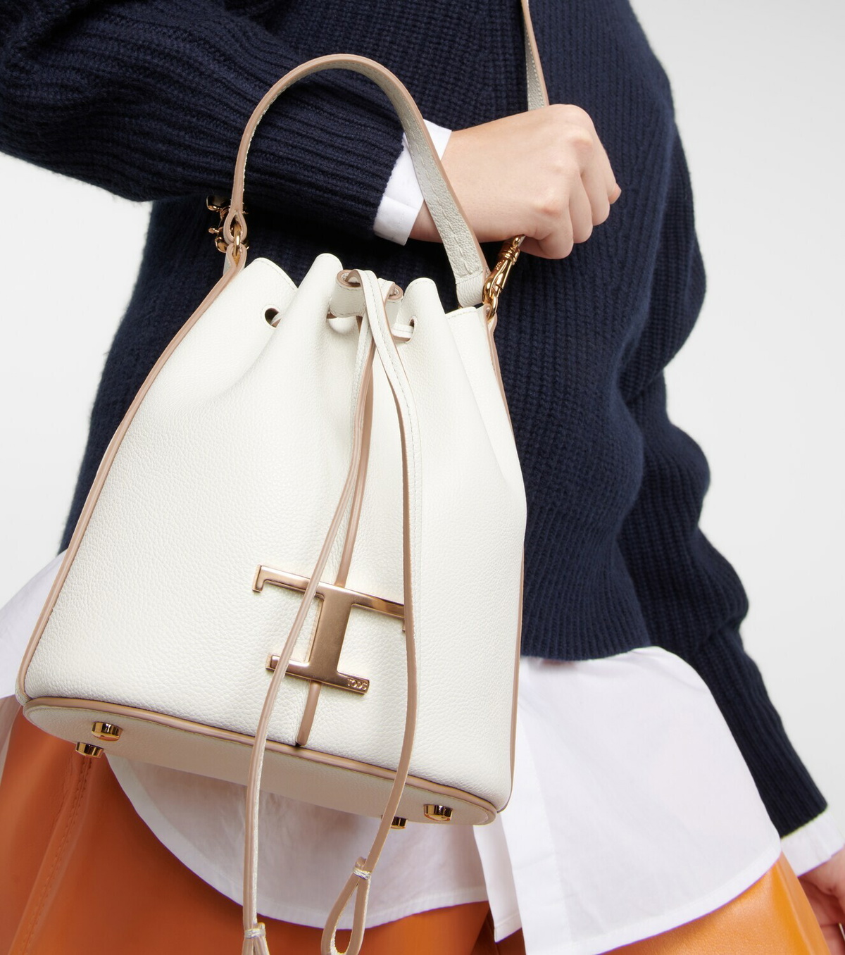 Tod's - Timeless Micro leather bucket bag