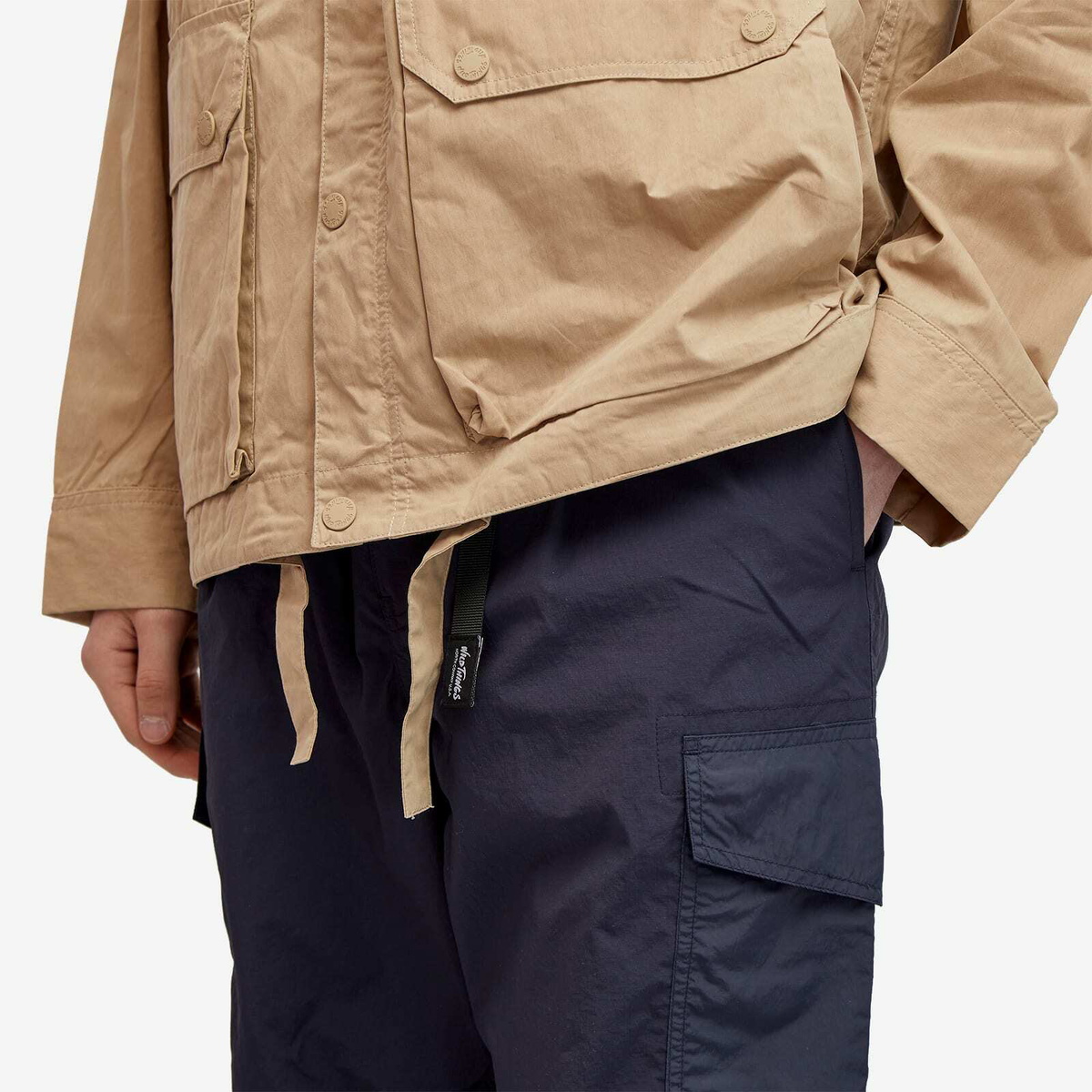 Wild Things Men's Backstain Field Cargo Shorts in Dark Navy